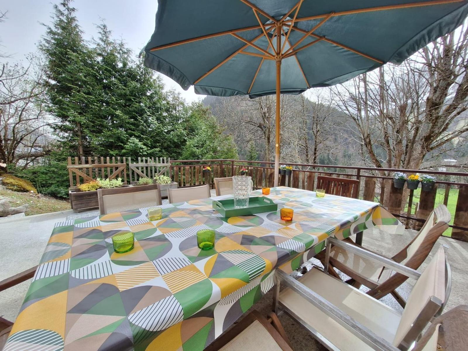 Apartment La Coufa, Spacieux Duplex En Chalet, Terrasse, Jardin, Vues Montagnes La Giettaz