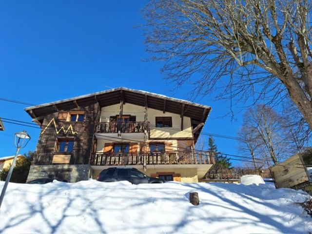 La Coufa, Spacieux Duplex En Chalet, Terrasse, Jardin, Vues Montagnes La Giettaz